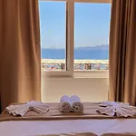 Hotel Thanos *