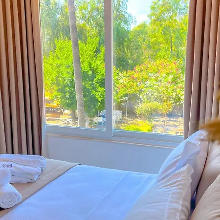 Hotel Thanos *