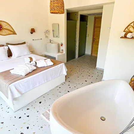 Thanos Hotel