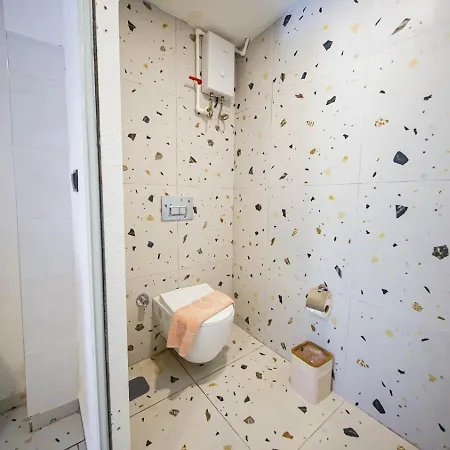 Hotel Thanos *