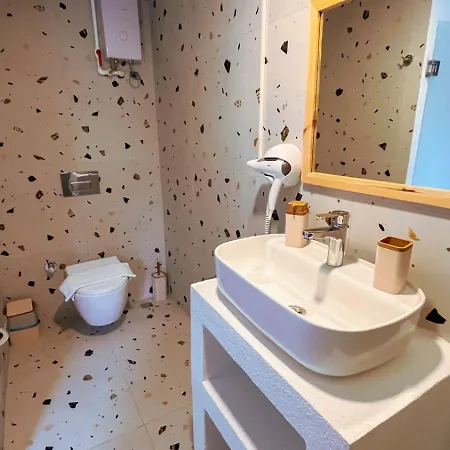 Hotel Thanos